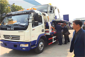 沙河汽车道路救援拖车价格